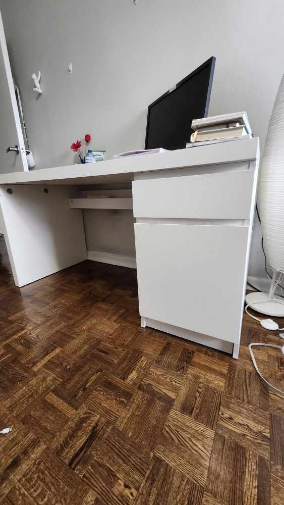 IKEA MALM White Desk - photo 4