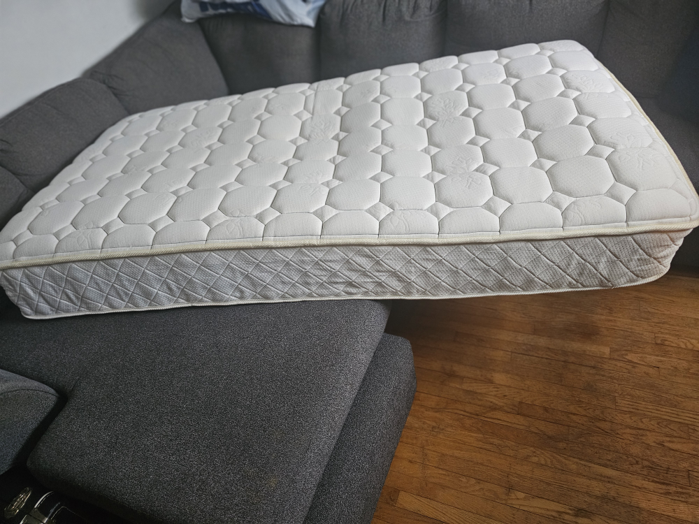 Twin Mattress Topper. No stain No bug - photo 3