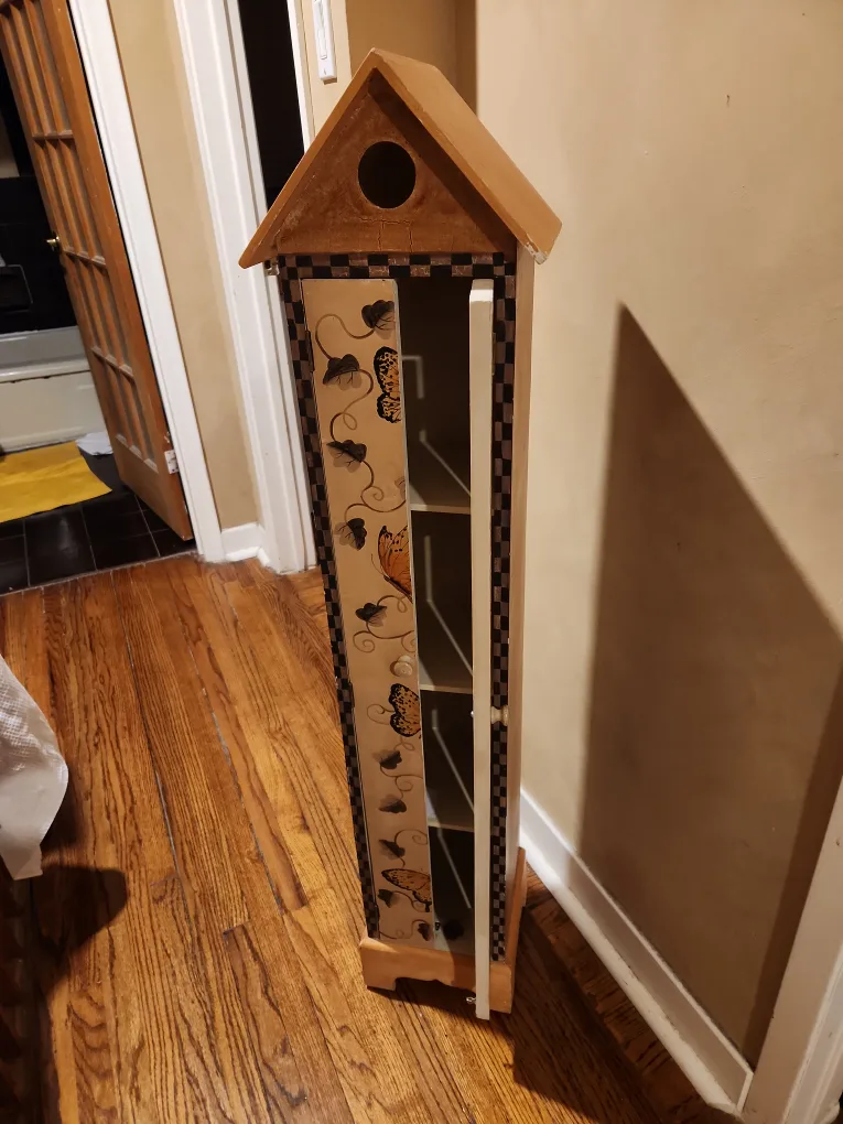 Wooden Decorative Cabinet thumbnail