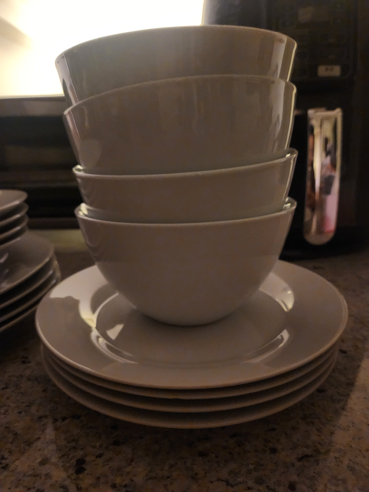 White Dinnerware Set - photo 3