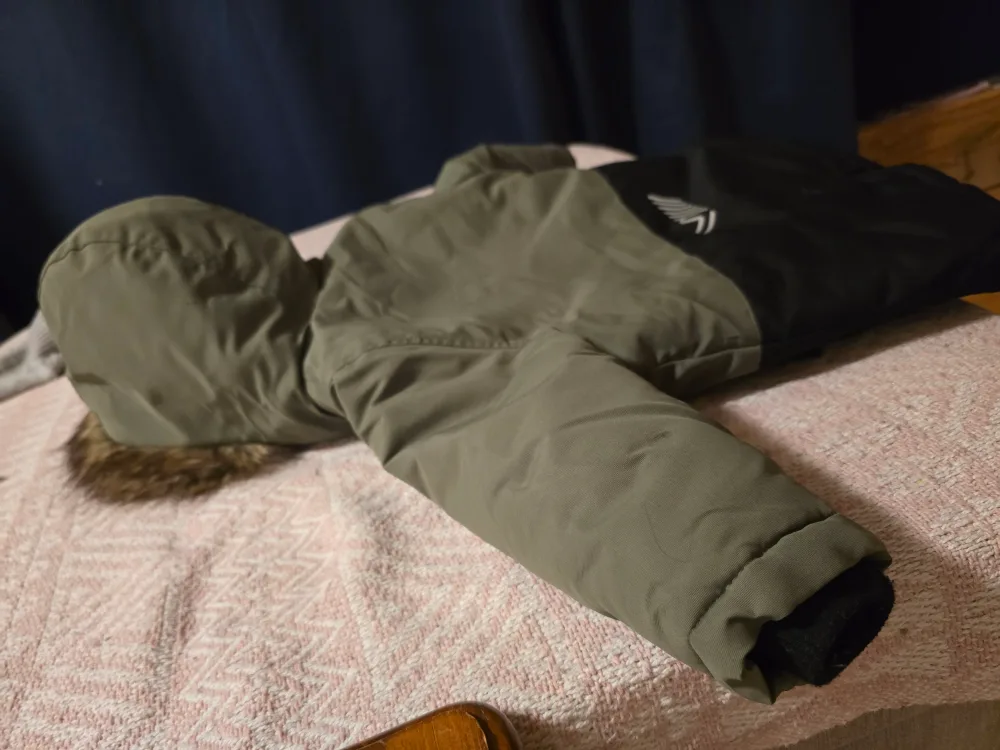 George Boys' Size 2T Winter Jacket image indicator(5)