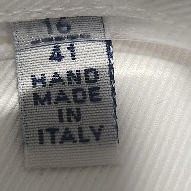 F.Turiano Men's White Dress Shirt - Size 16 1/2 - Made in Italy image indicator(4)