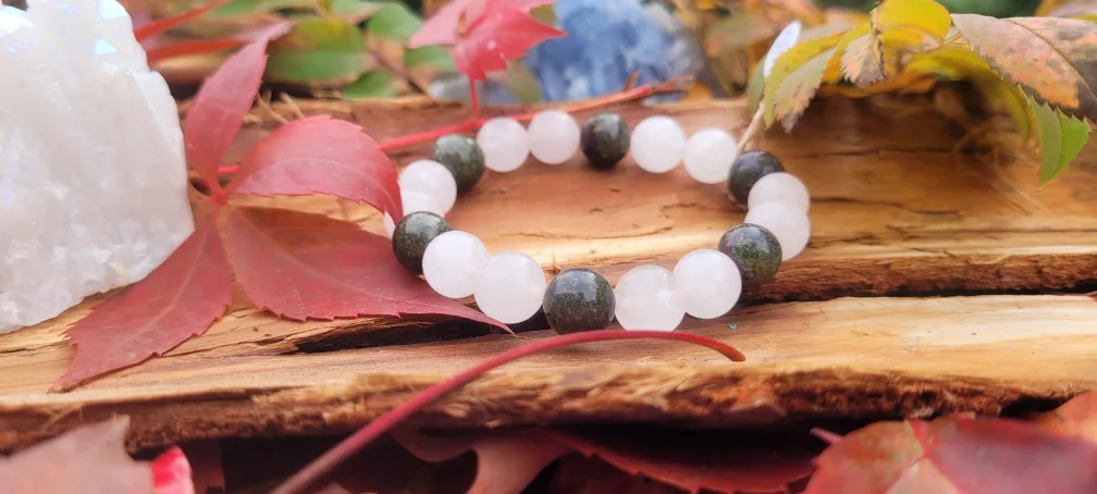 Handmade Rose Quartz & Dragons Blood Beaded Bracelet image indicator(2)