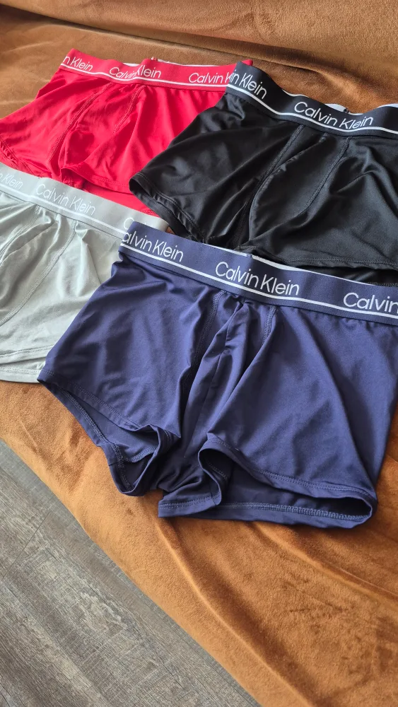Calvin Klein Men's underwear Bundle of 4 image indicator(4)