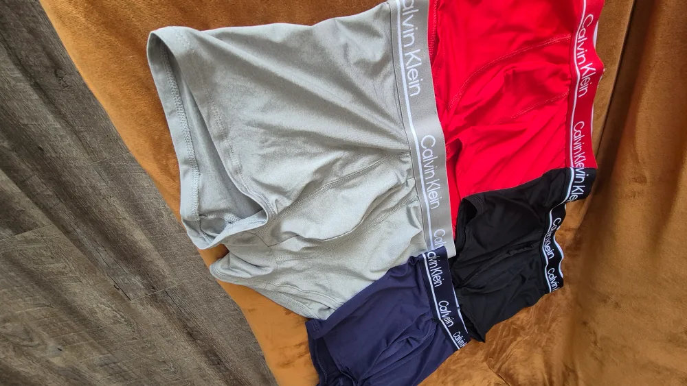 Calvin Klein Men's underwear Bundle of 4 image indicator(5)