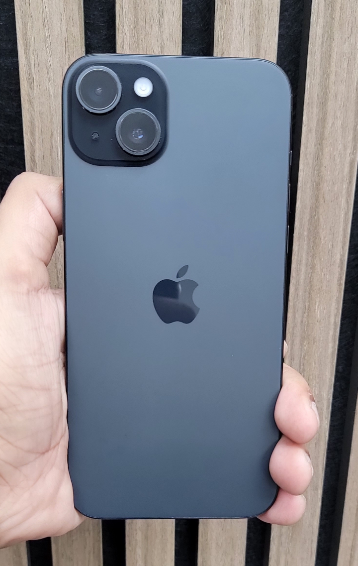 ✨ iPhone 15 Plus - Like New ✨