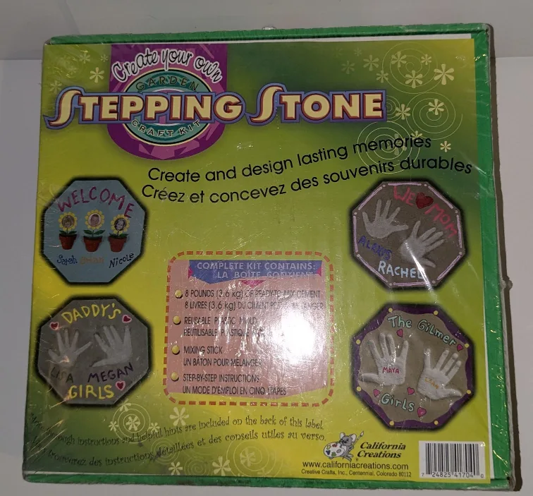 DIY Garden Stepping Stone Craft Kit - Children's Hands image indicator(9)