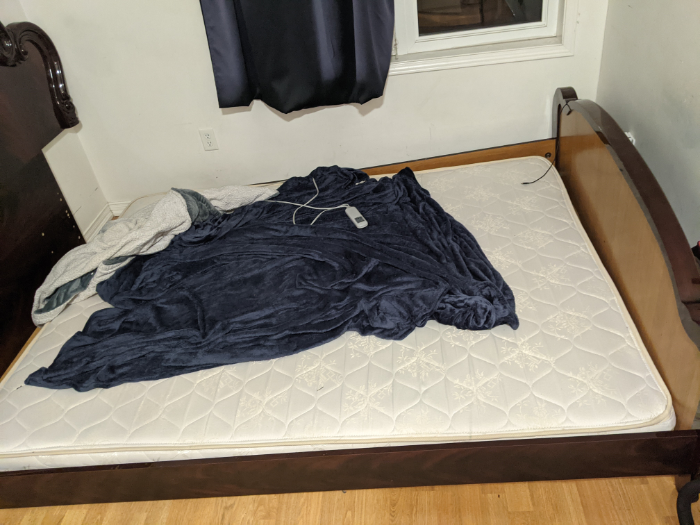 Bed Frame & mattress - photo 2