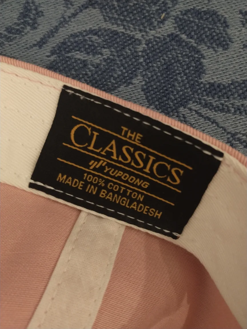 WeRateDogs official pink baseball cap image indicator(3)