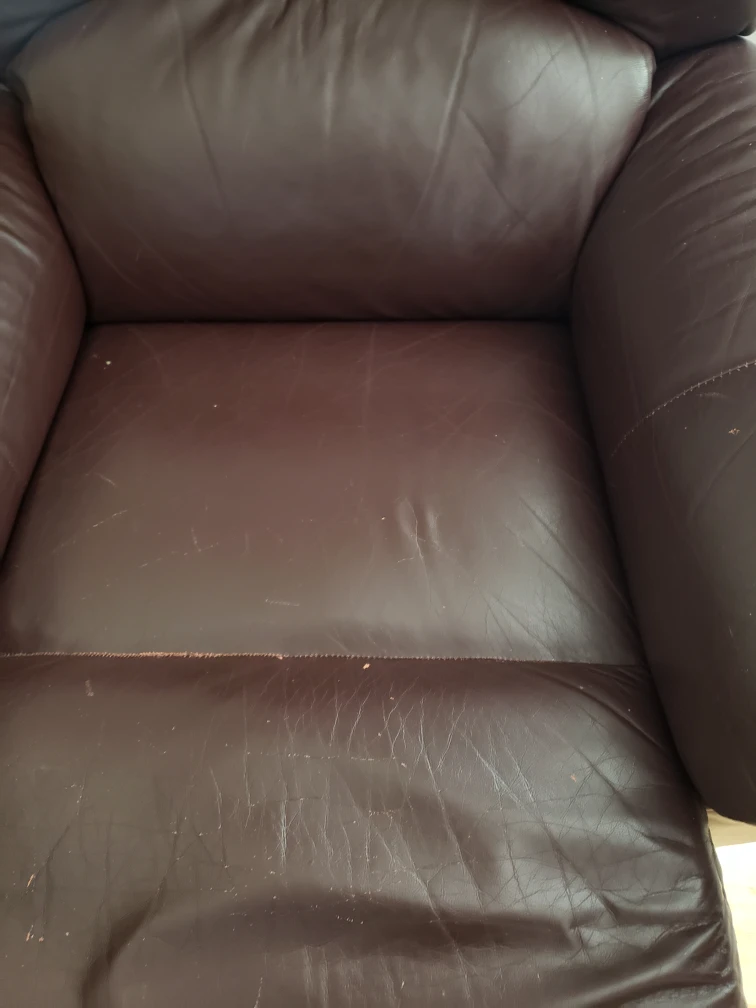La-Z-Boy Recliner - photo 4