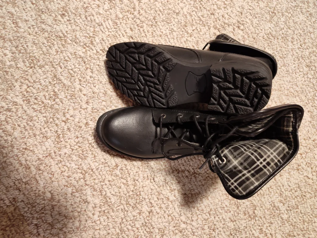 Women's Black Lace-Up Boots size 8 image indicator(2)