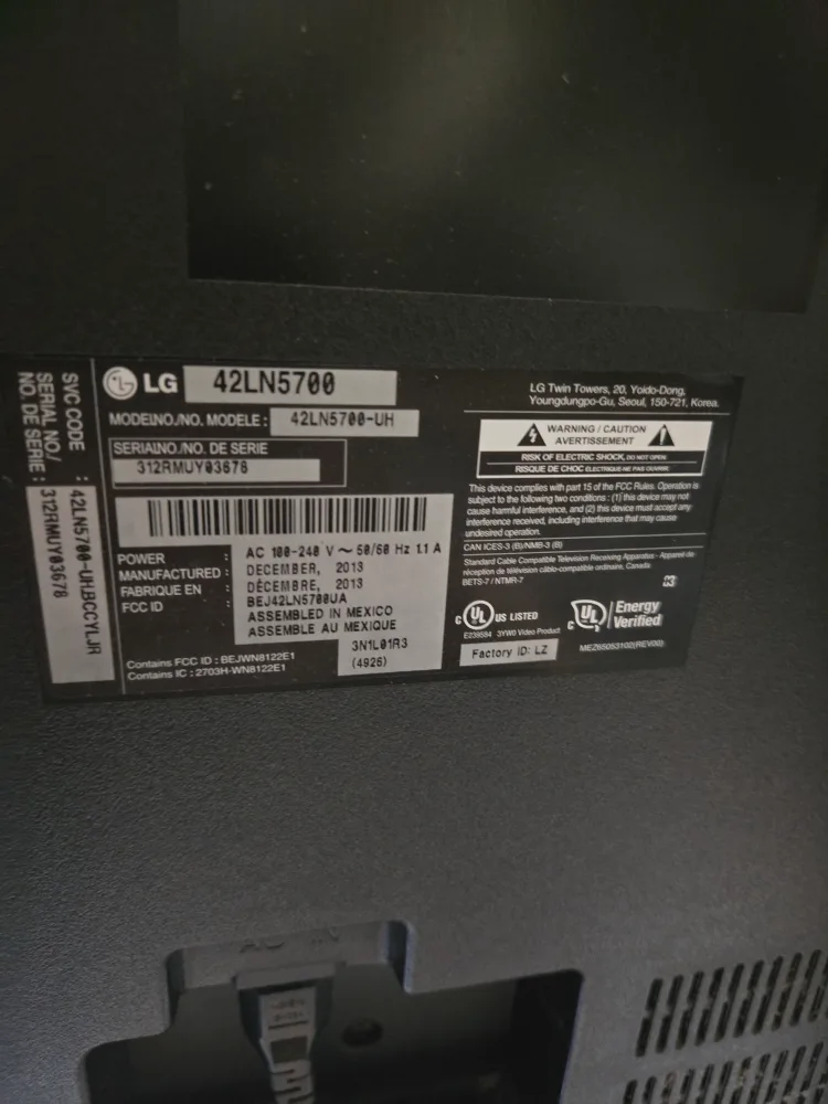 LG Smart TV on Rolling Stand image indicator(3)