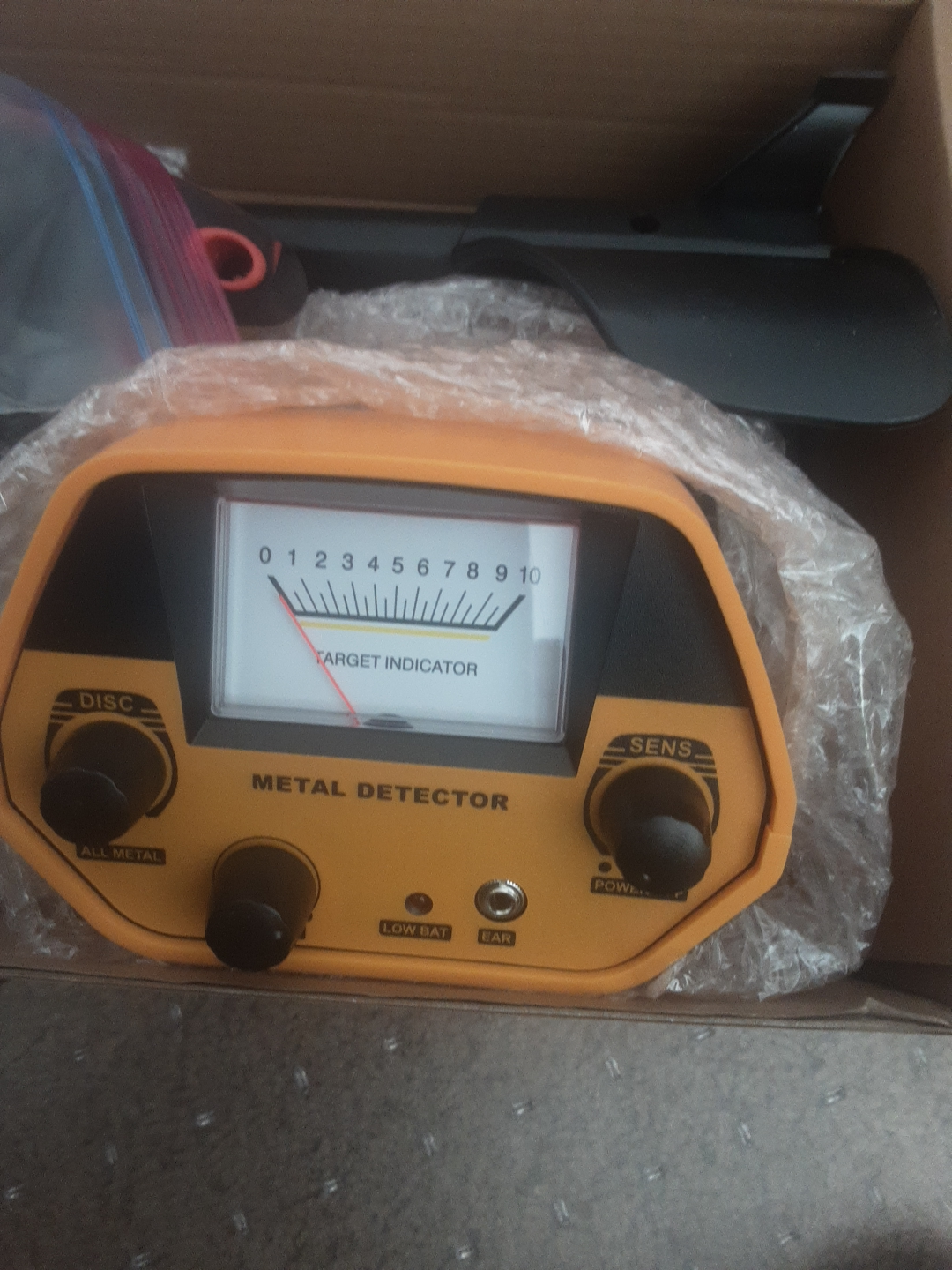 Underground Metal Detector, 4030, head phones and digger - photo 2