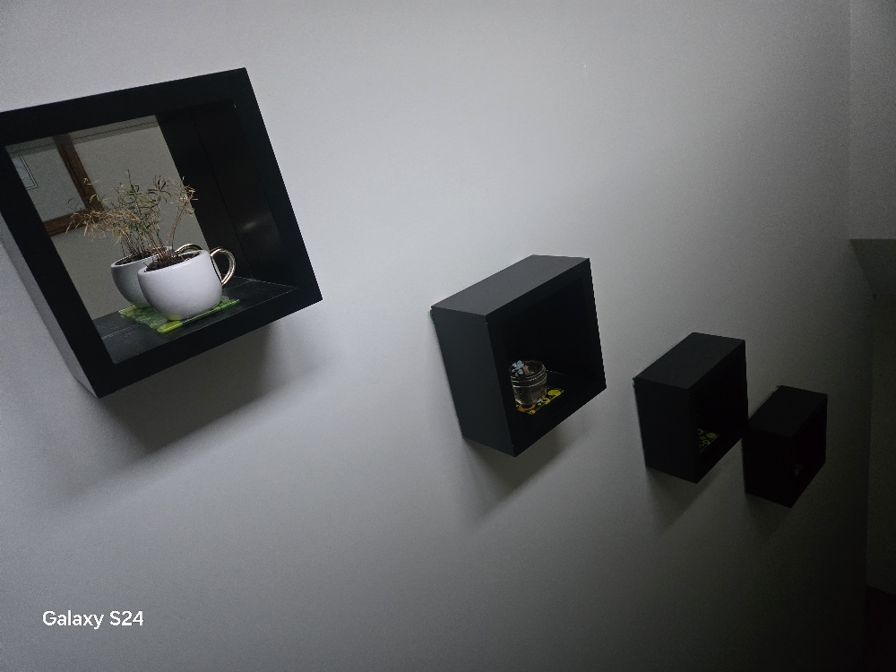 Set of Four Black Floating Cube Shelves - photo 4