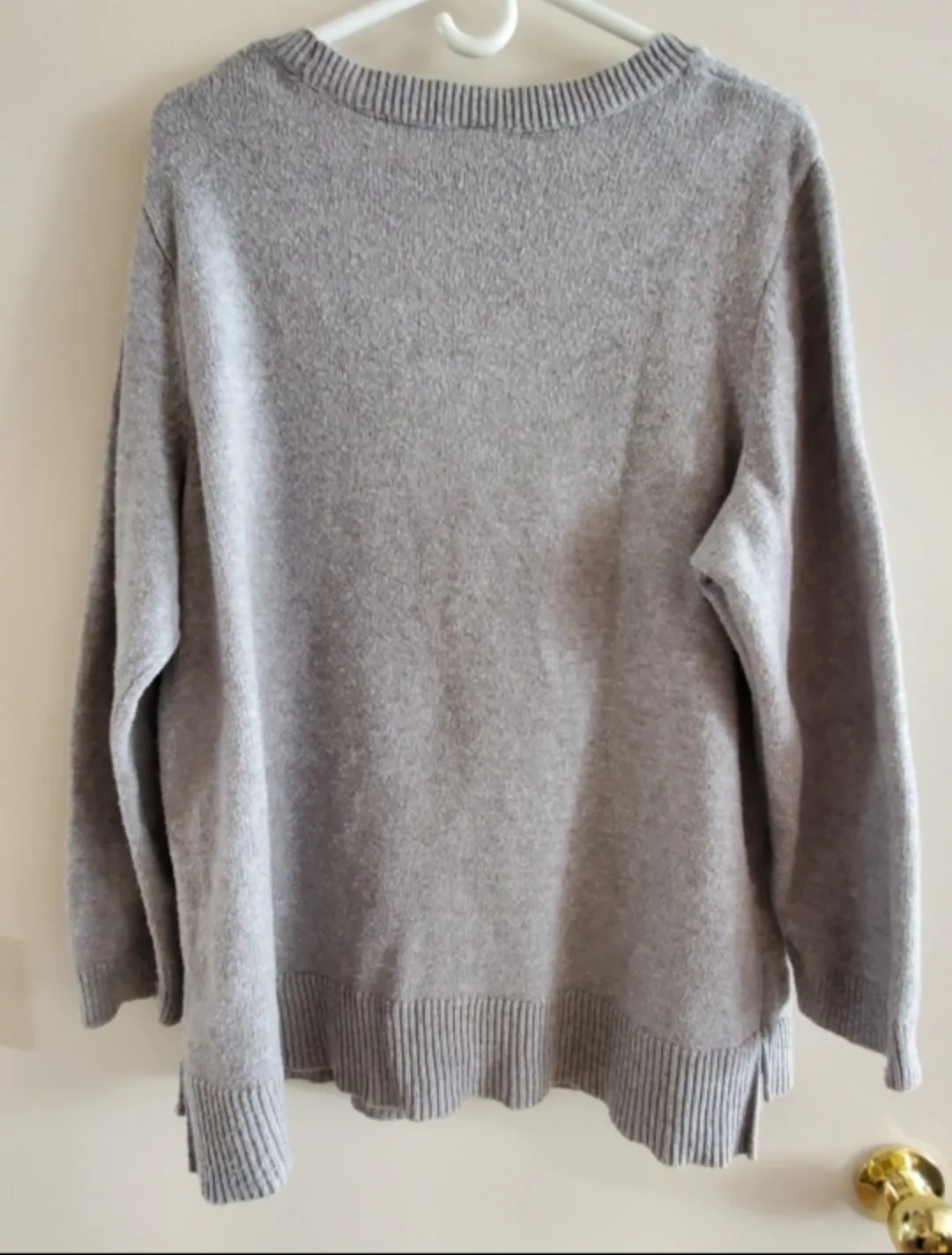 Ladies 1X Sweater image indicator(3)