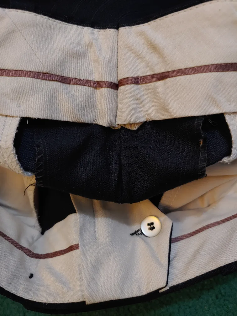 Men's Shipley Quality Tailored Double-Breasted Pinstripe Suit image indicator(7)