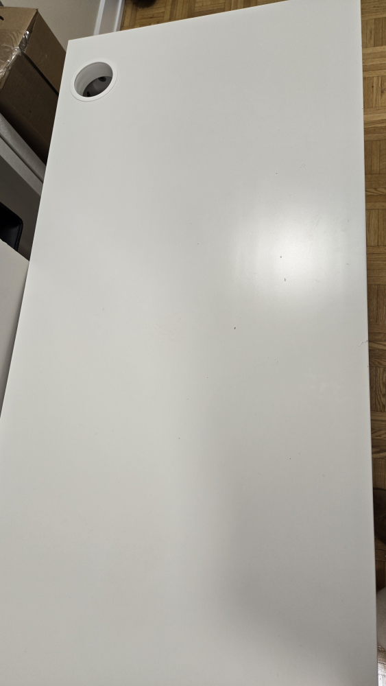 IKEA MICKE Desk White - 90$ - photo 4