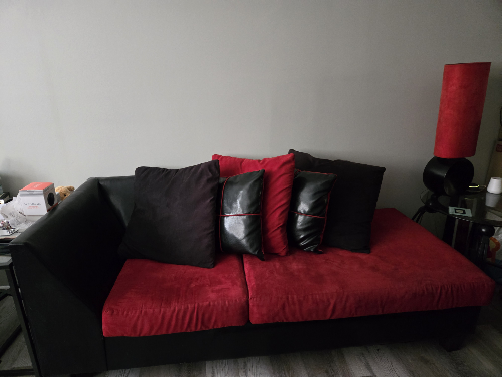 Red and Black Sectional Sofa - photo 2