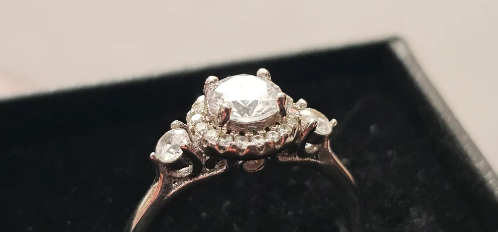 Sterling Silver Halo Ring with Cubic Zirconia image indicator(3)