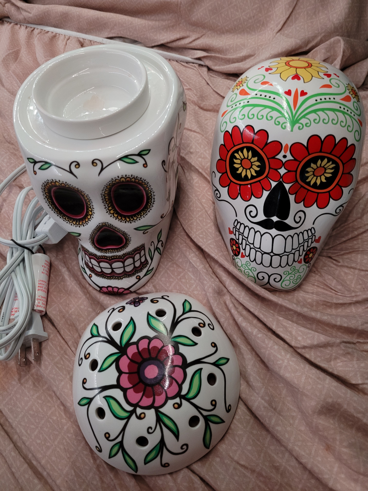 Sugar Skull Wax Warmer