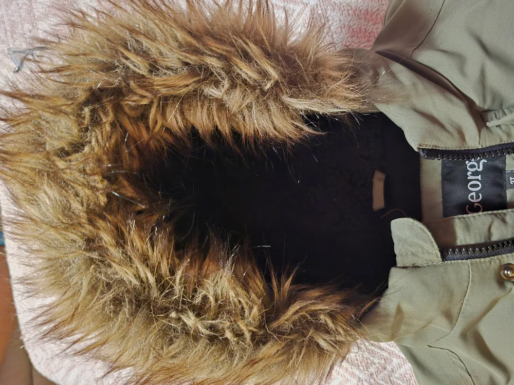 George Boys' Size 2T Winter Jacket image indicator(3)