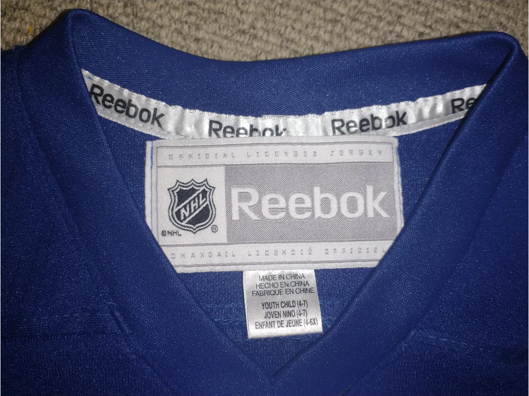 Youth Vancouver Canucks Reebok Jersey Size 4/7 image indicator(3)