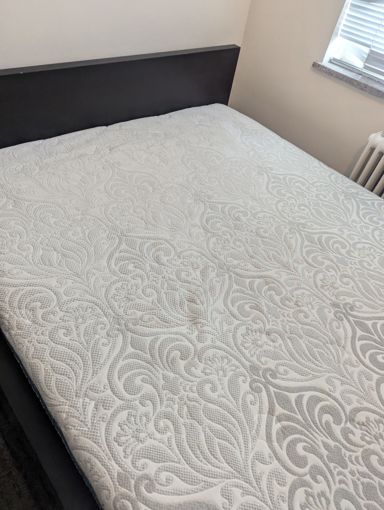 Novaform Mattress - Queen Size - photo 2
