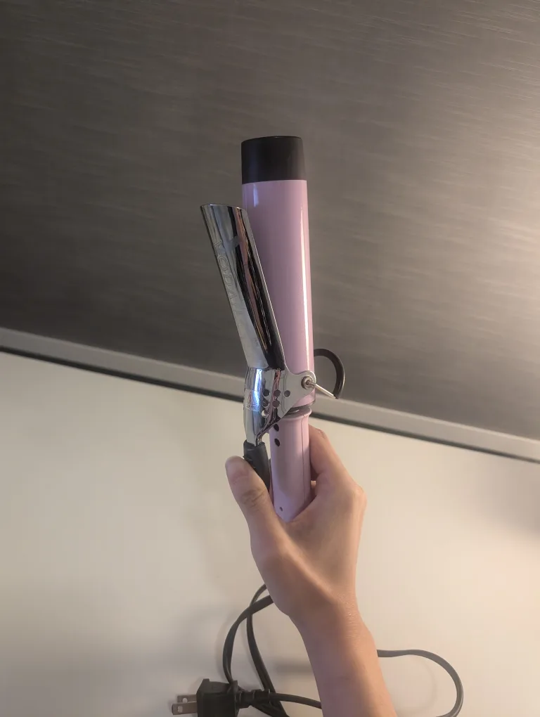 Vodana Curling Iron Pink with temp control image indicator(2)