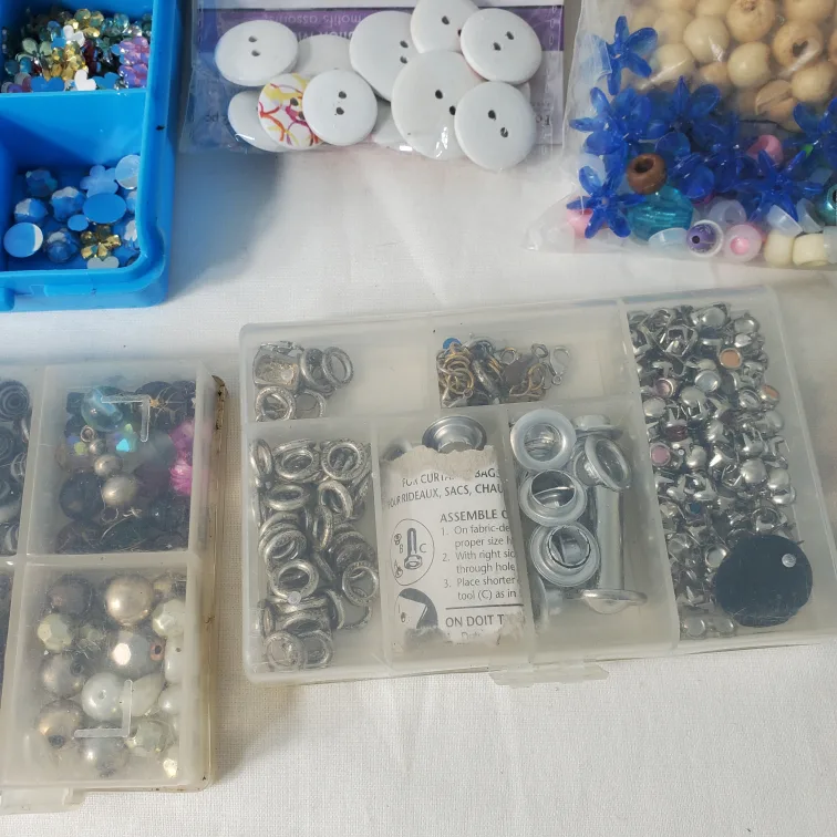 Jewelry and beads Craft Supplies Lot image indicator(8)