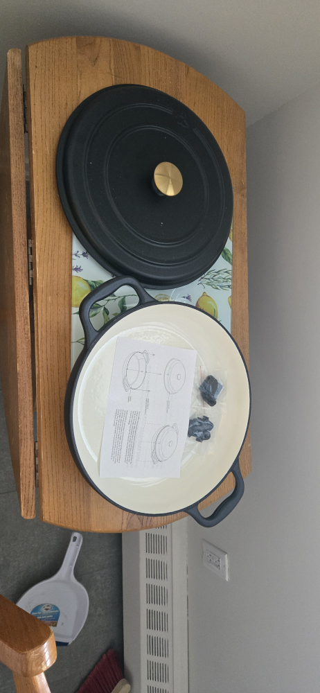 Cast Iron Dutch Oven with Lid - photo 2