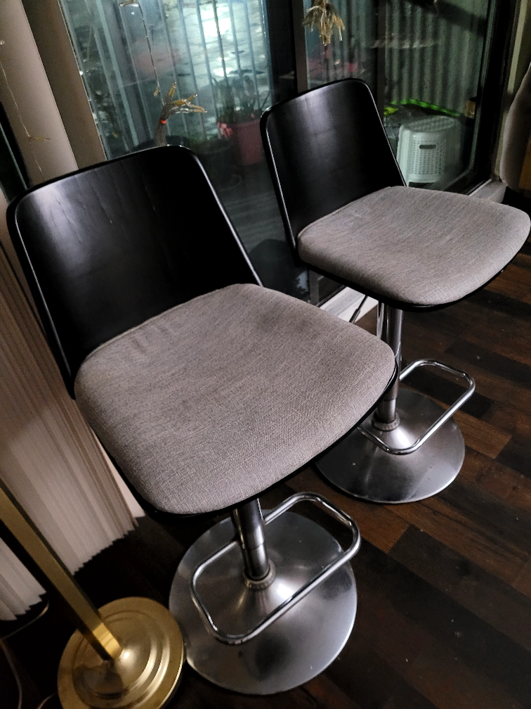 Set of Two Adjustable Bar Stools - photo 3