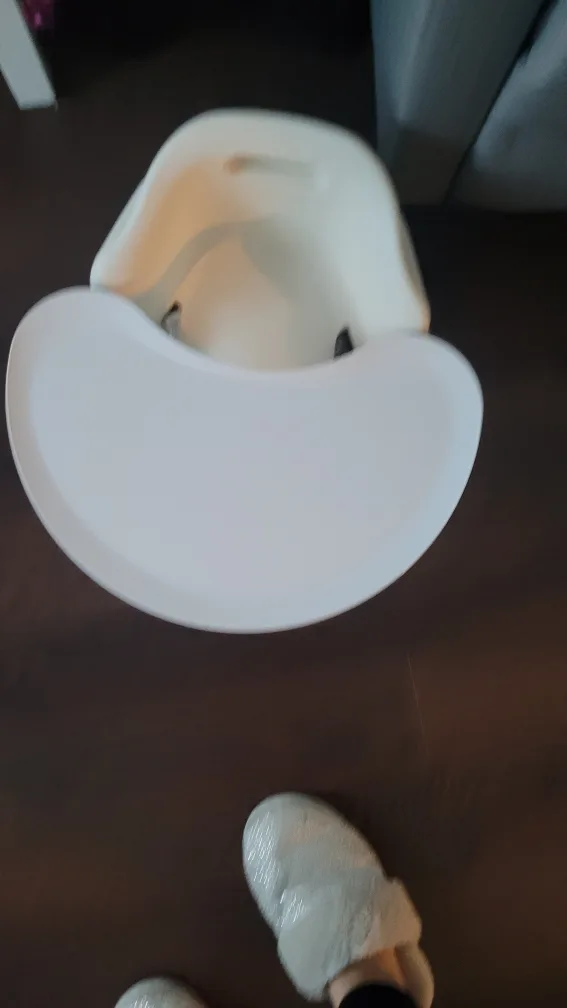 Upseat Baby Chair – Excellent Condition image indicator(2)