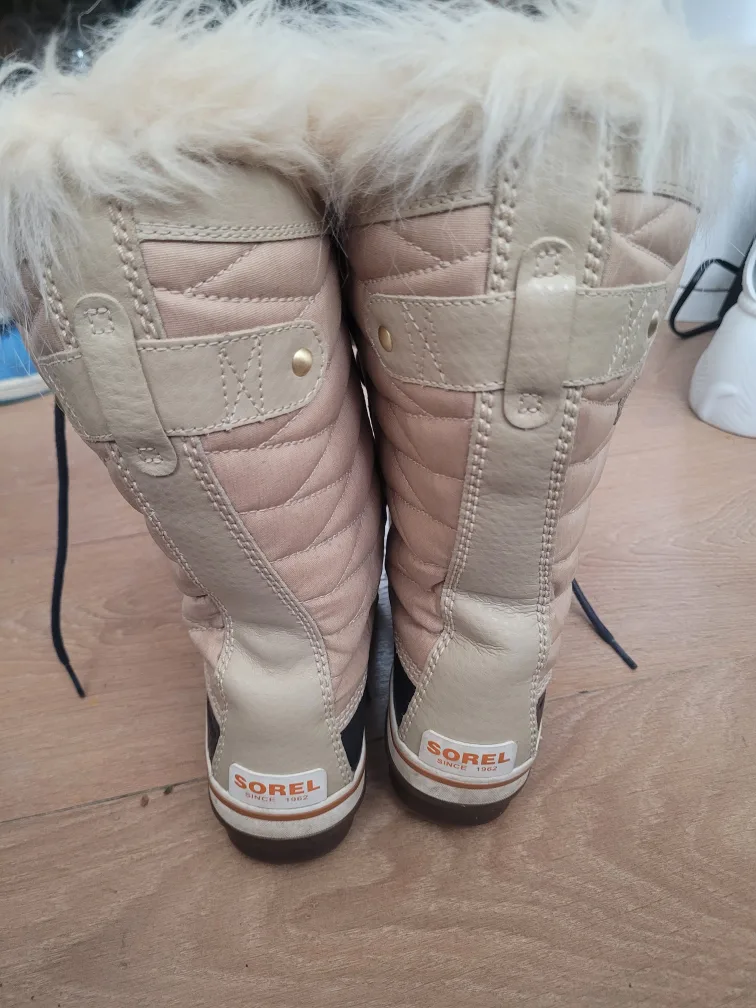 Sorel Women's Winter Boots image indicator(3)