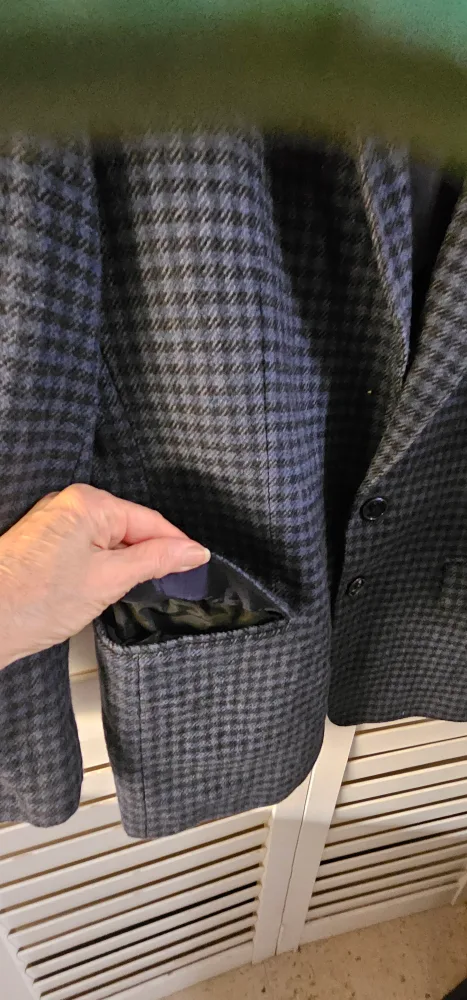 Men's Westbury Size 46  Houndstooth Jacket image indicator(7)