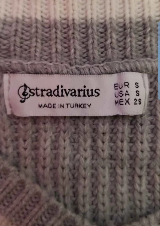 V neck knitted sweater Size S - photo 5