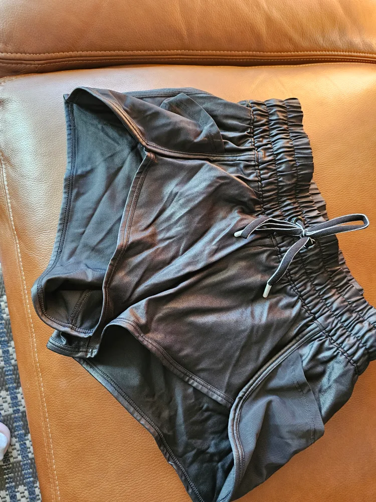 Workout Clothes image indicator(2)