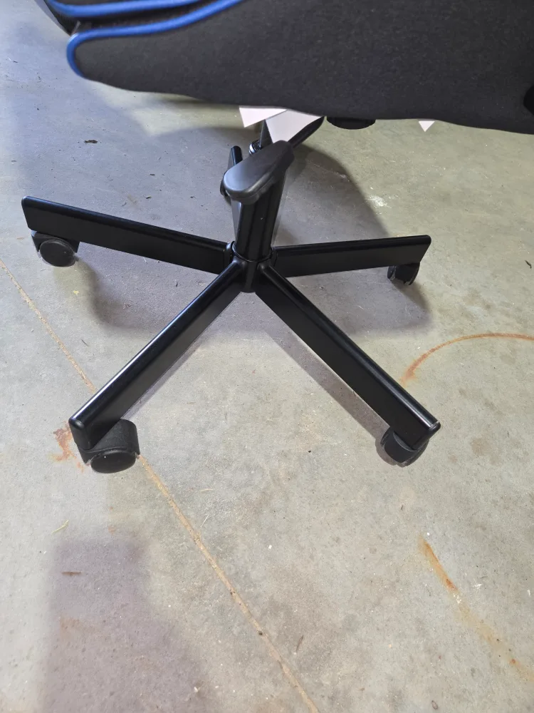 Black and Blue Gaming Chair image indicator(4)