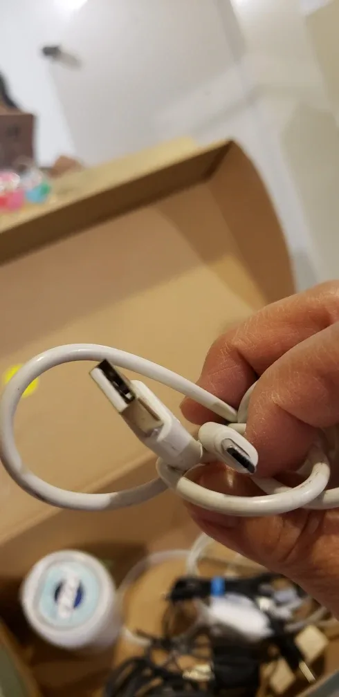 Charging Cables image indicator(3)