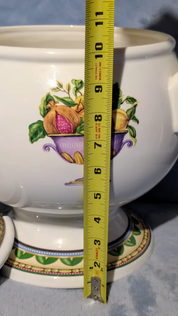 Large Vintage Fruit-Decorated Tureen with Lid image indicator(3)