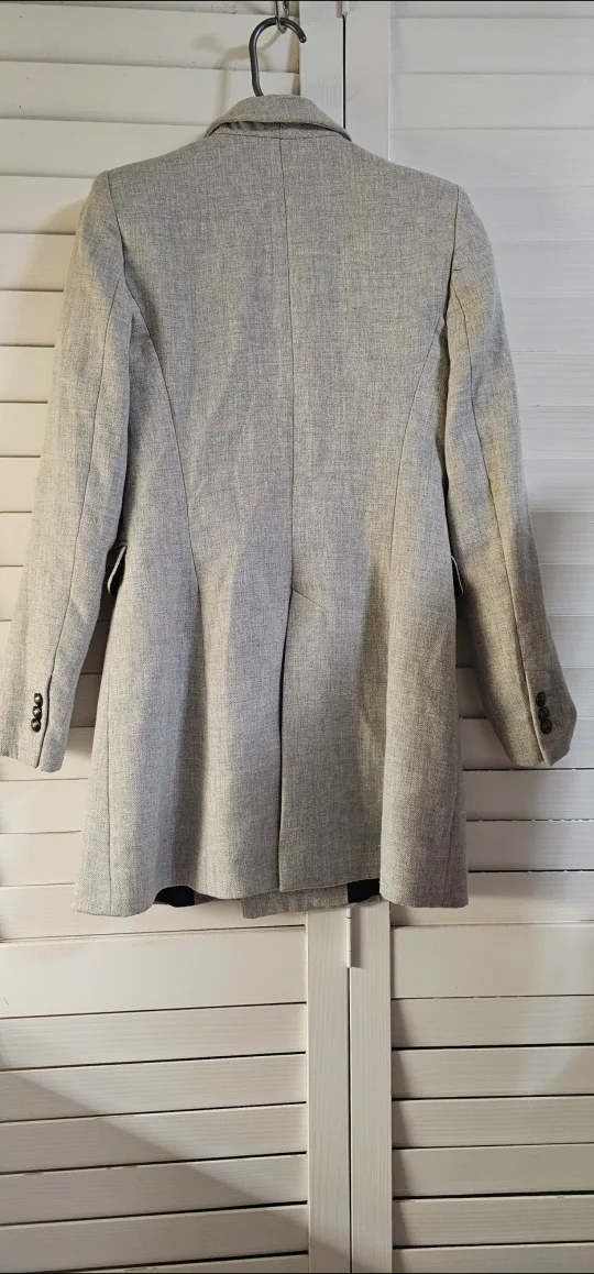 Zara Basic Grey Double-Breasted Blazer - Size 26 image indicator(5)