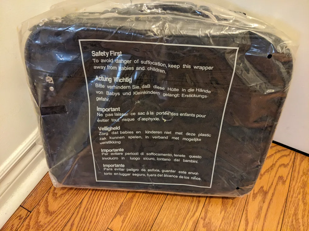 Dell Black Briefcase, Notebook, Laptop Carrying Bag 17" image indicator(3)