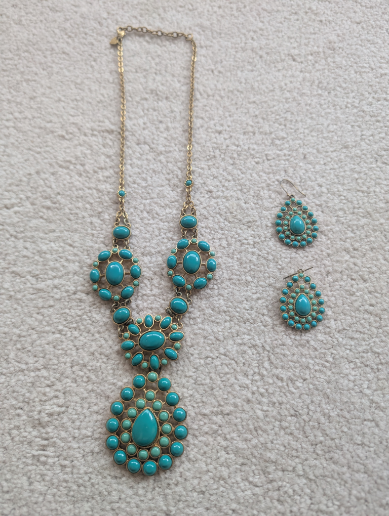 Stella & Dot Turquoise Statement Necklace and Earrings Set