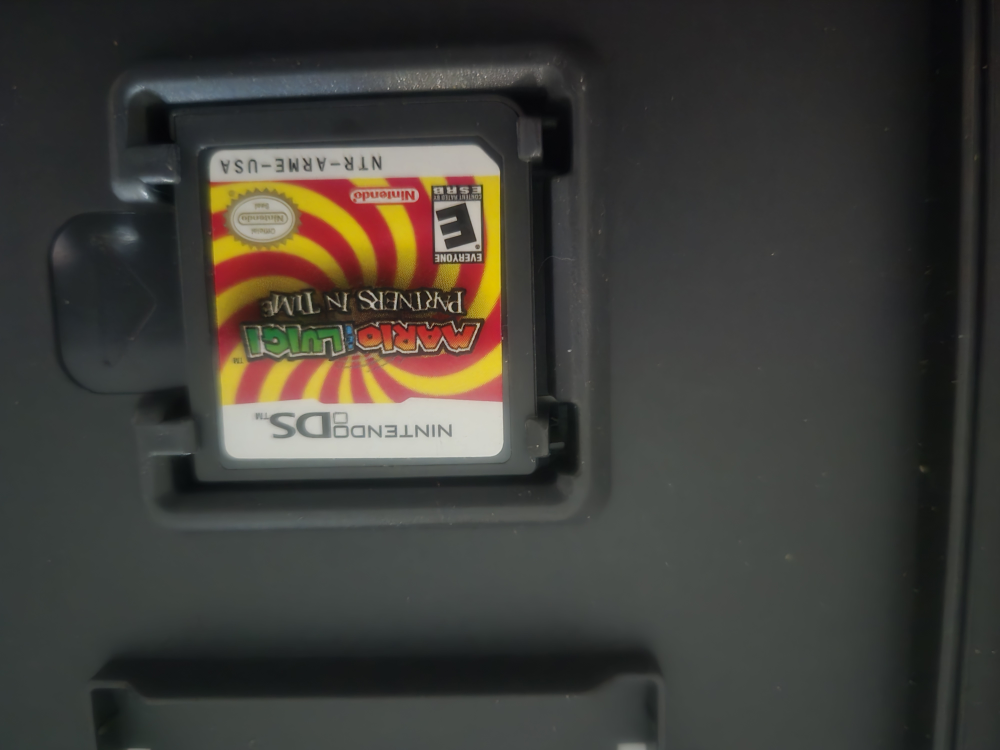 Mario & Luigi: Partners in Time - Nintendo DS Game - photo 2