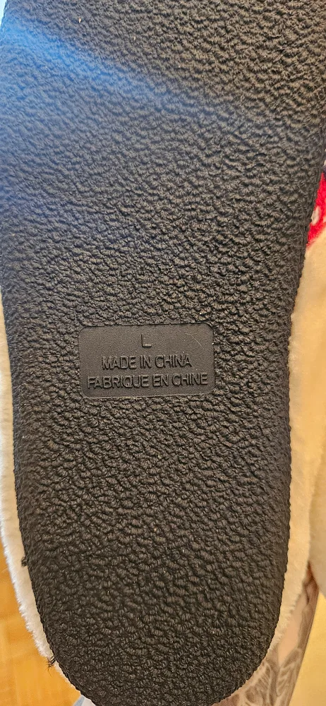 Cozy Slippers - never been worn! image indicator(3)