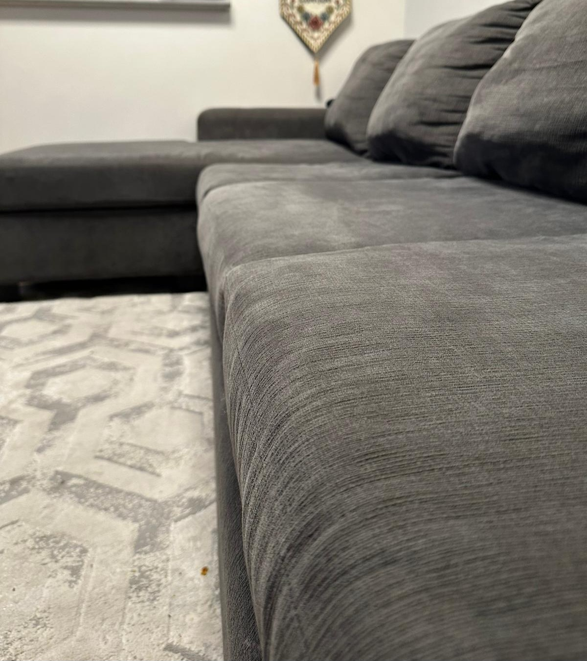 Leons Lindsey Sectional Sofa - photo 4