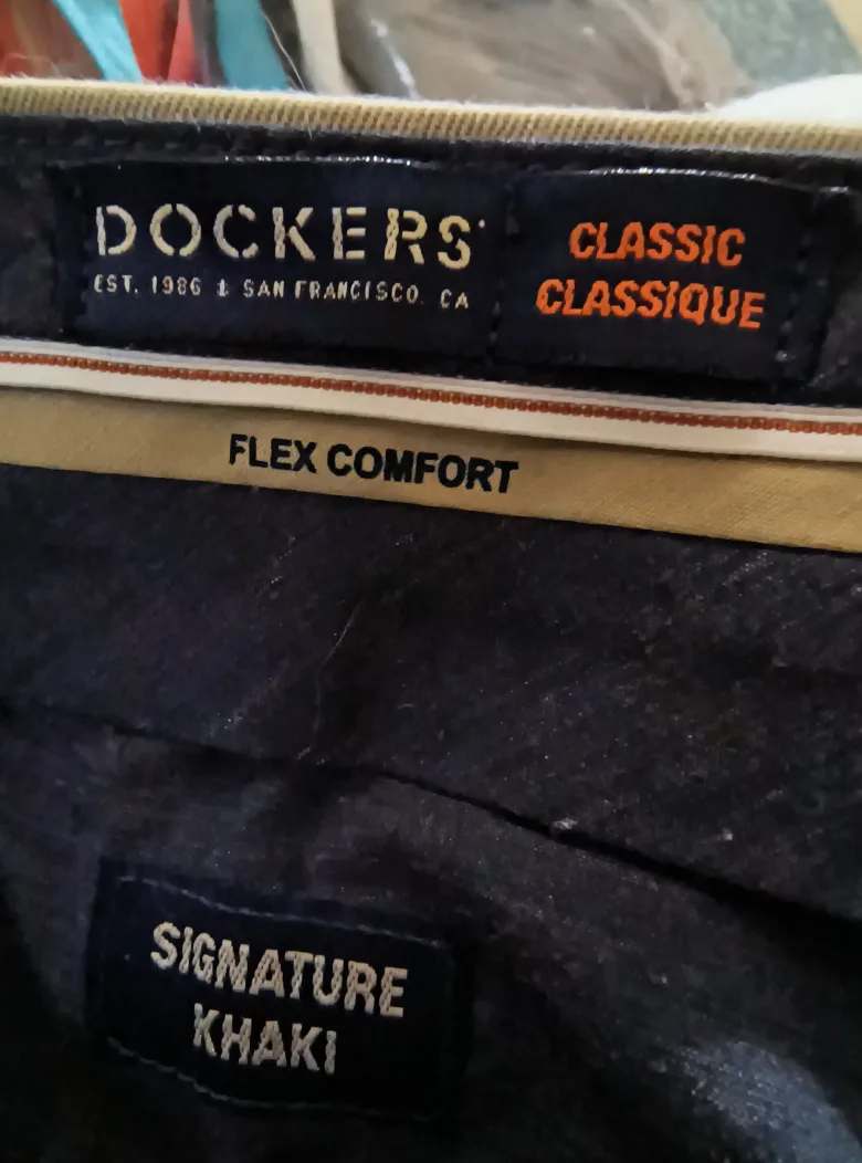 2 pairs of Dockers Signature Khaki pants image indicator(4)