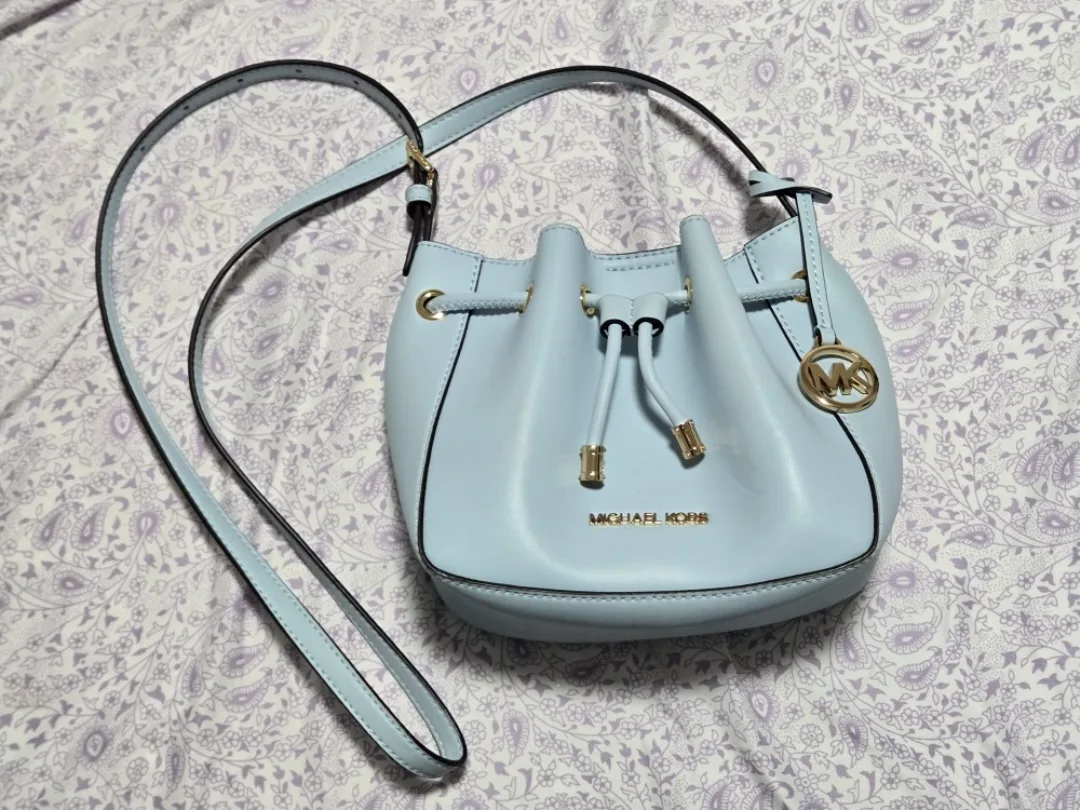Michael Kors Light Blue Mini Bucket Bag image indicator(2)