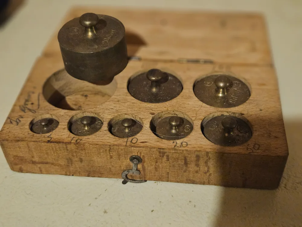 Antique Brass Weights in Wooden Box image indicator(2)