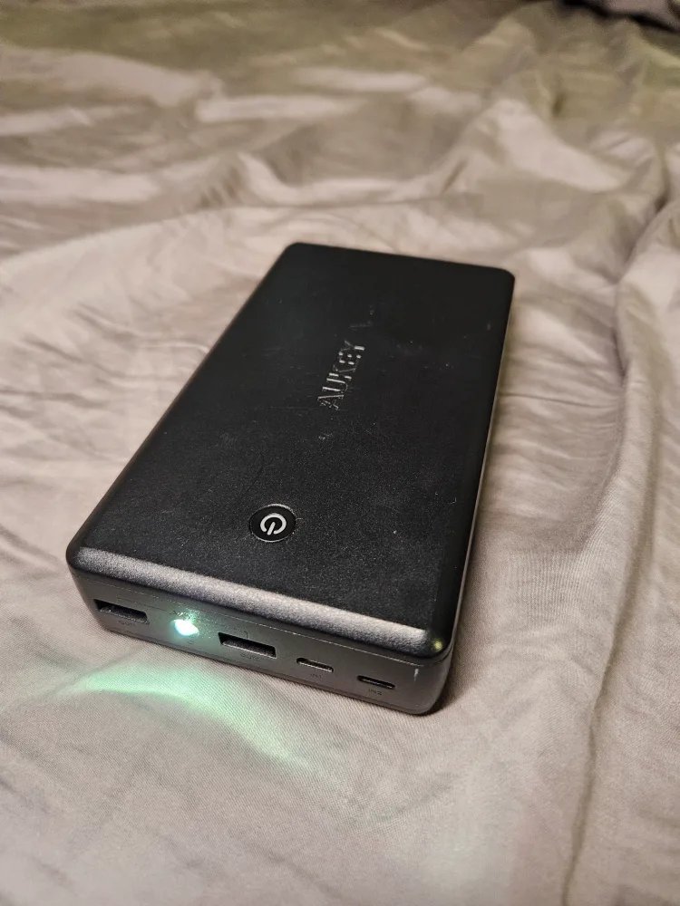 AUKEY 30000mAh Portable Power Bank thumbnail