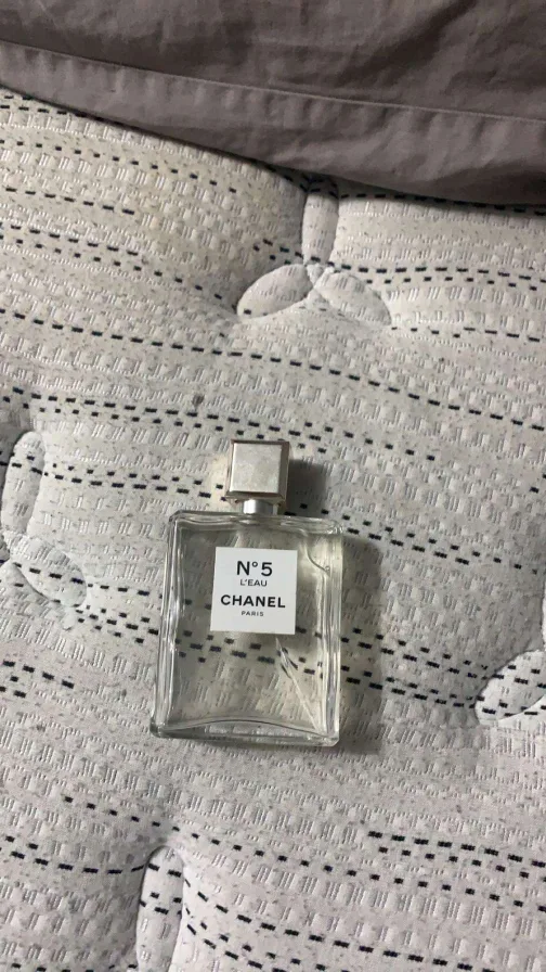 Chanel N°5 L'Eau Perfume thumbnail